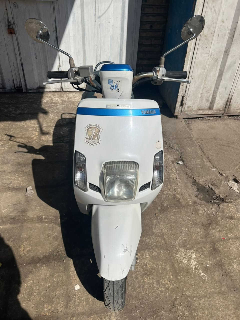 السلام عليكم بوليس مسطره نوزل قبل اسبوعين نازله رمبه اول تبديله دهن دراجه كفاله عامه بس الشاشه واكفه اجتي من الرمبه هيج وبس المكينه ما مفتوحه بجيس وختم واحد كفر ويه المكينه السعر مليون و350 وبيه مجال  الرقم ***********
