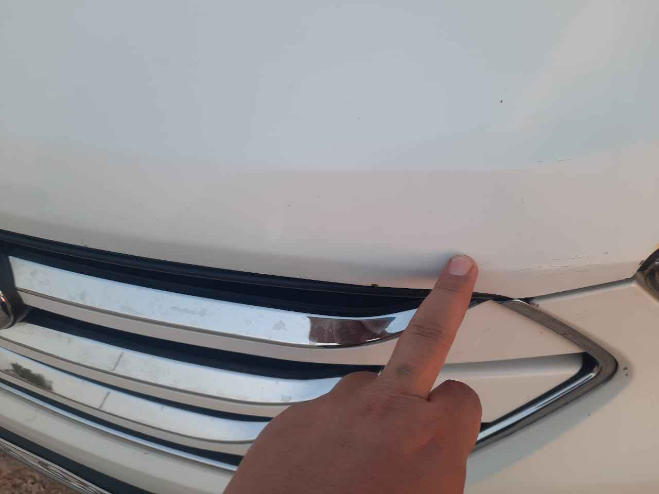 سنتافي ٢٠١٣  رقم العراق دهوك:
-ثلاث مقاعد ٧ راكب
-اربع سلندر 
-تبريد مركزي ثلاث قطع
- ماشية ٢٧٦٠٠٠ كم
- بطاقة وقودية(كابون بانزين)
-محرك مفتوح
-سنوية باسمي شرط تحويل 
سعر ١٦٠٠٠ دولار(دفتر و ٦٠ ورقة)
مكان سنجار/ناحية الشمال
للتواصل يرجى اتصال بأرقام أدناه:
*********** / *********** سنجار, نينوى
