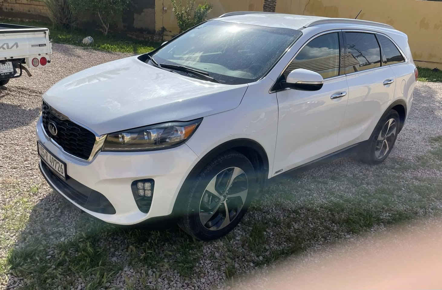 سورنتو 2019 وارد امريكي 
رقم انبار دولي ومكانها الانبار 
محرك V6
اربعة انظمة قيادة
كشن كهرباء
فور ويل 4 
سبعة راكب 7
شاشة كبيرة
مانع انزلاق 
نقطة عمياء 
قطعتين تبريد  
A/C .MAX
كامرة خلفيه
كير محرك مكفول ومامفتوح 
السياره ماشية 82 الف
السياره مكفوله من الضرر فقط دعاميه خلفيه بامريكا وراجعه نفسه بدون صبغ + بالعراق جمالغ امامي جهة السايق بارد بسيط جداً . السياره كلش جديده 
للاستفسار ***********
السعر 200 مجال بسيط
