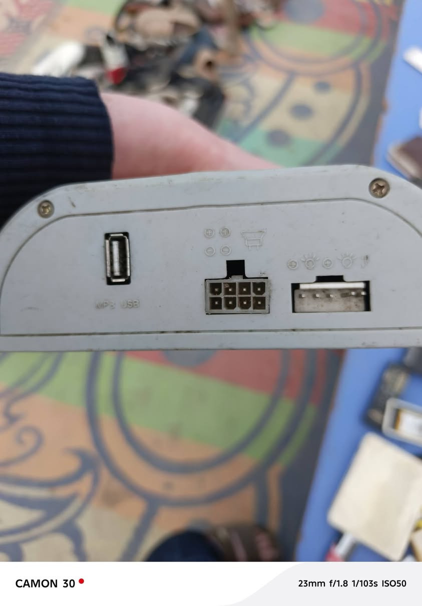 صفاره شرطه بهذا الشكل بسعر ٢٠ الف مع توصيل


**إذا كنت صاحب هذا الإعلان وتريد حذفه لأي سبب، رجاءا أرسل رسالة إلى الدعم الفني**