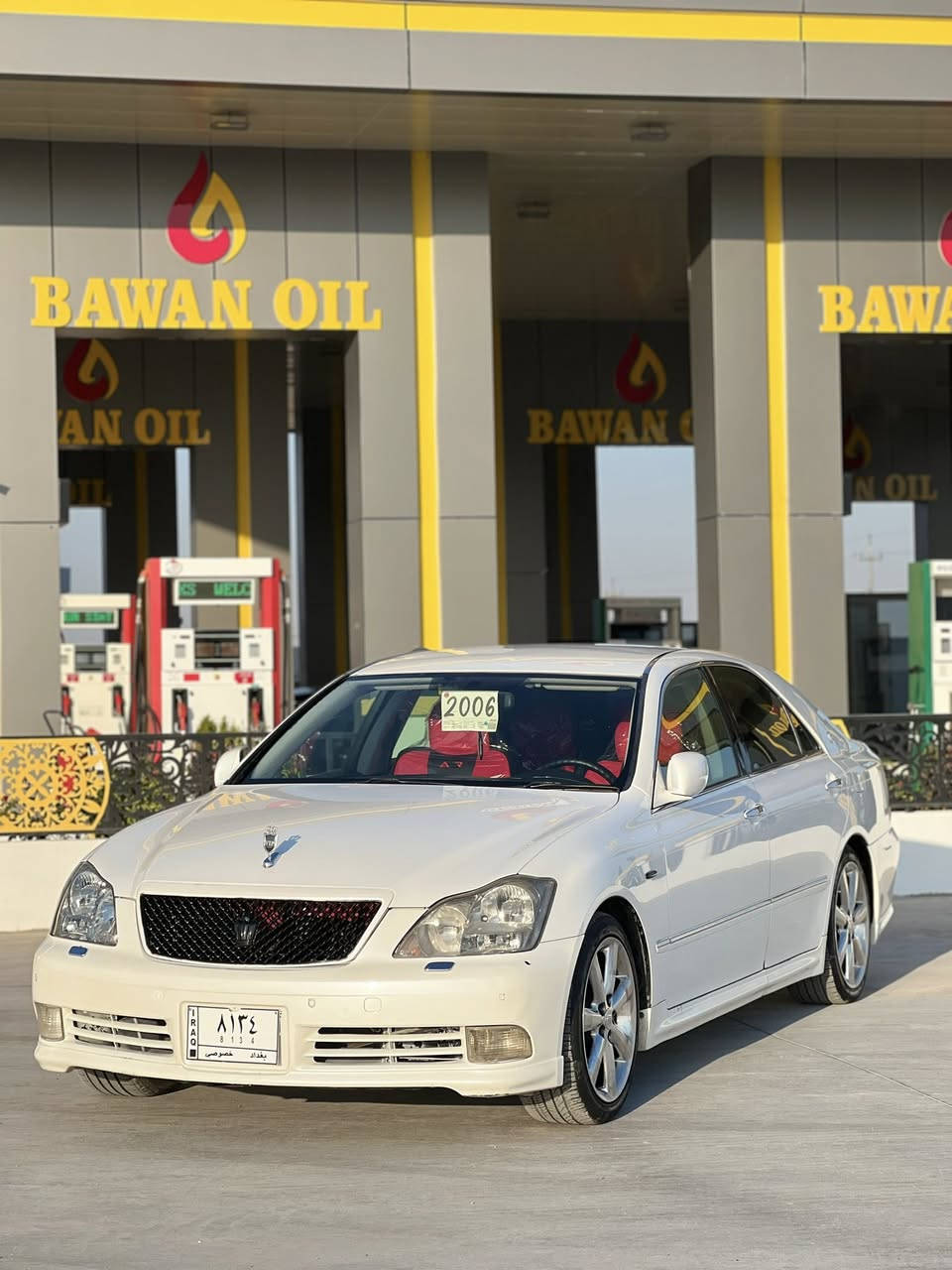 شاهینە موس ٢٠٠٥ بچوک بە بچوک
تەنها شوێن موسەکانی بۆیاخە
ناو ڕەشی ساج سور 
ویل دنگەی ئستیل مانگێکە بۆی بەستراوە
چوار جام کارەبا و ئۆتۆ 
ئاوێنە کارەبا 
سەیارەکە سێ دوگمەیە 
تەبریت سارد و گەرمی جایزە
تازە ڕۆنی گۆڕاوە 
سەیارەکە تا بڵێی جوان و پاکە 
سەیارەی ماڵە هی مەعرەز نیە 

سعریشی ٦٤ مەعامەلەیەکی کەم 
ژم:***********
