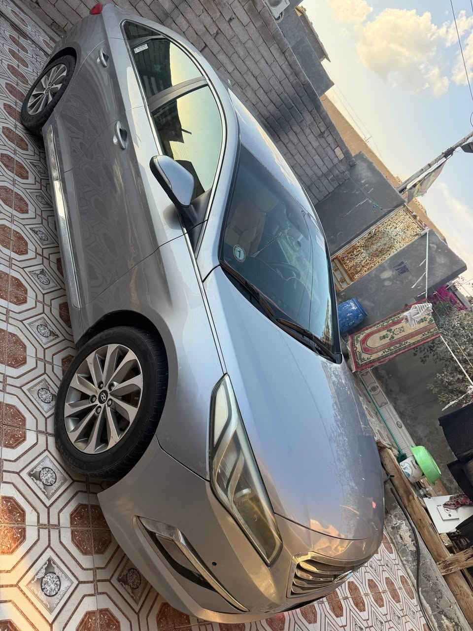 السلام عليكم سوناتا 16 سبورت تبديل بس بنيد ول جاملغ مصبوغ نفسه هوه ول باب سياره خير من الله مال جناي وسونار موجود ب 112 او بيه مجال رقمي ***********
