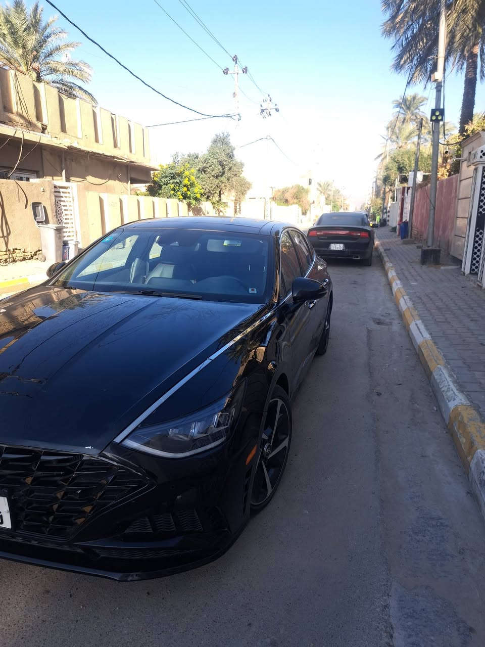السلام عليكم سوناتا سيل بلاس فول كشنات جلد ومخمل تدفئه كشنات بصمه وشاشه كبيره سستم سماعات بوس مكينه ١٦٠٠ تيربو كير اي تي شاشه متغيره مع وضعيات القياده بنوراما ويل ١٩ رادارات وتوقف ذاتي وقيادة ذاتيه كلشي علوضع الشركه سياره بارد وتكحيل بسيط رقم بغداد باسمي مكانها كوت ١٩٠ وبيها مجال ***********
