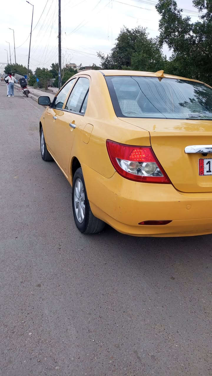 السلام عليكم
للبيع بي واي دي اف 3 كير محرك  مسيبوشي بلادي  اوتوماتيك   رقم بغداد الدولي باسمي  مصفره هيئه وغرامات كير محرك  مكفووول  صدر نضيف  امامي خلفي  شاشه كامره خلفيه  سياره بيها صبغ جاملغ خلفي  ايمن بدون ضربه وصبغ ربع لباب خلفي خلف السائق ولباقي مكفول وفديو توضحي داخل المنشور  السعر 58 وبيها مجال بسيط  العنوان الدوره هوررجب قرب لمستوصف الصحي  *********** غير متواجد ع فيس
