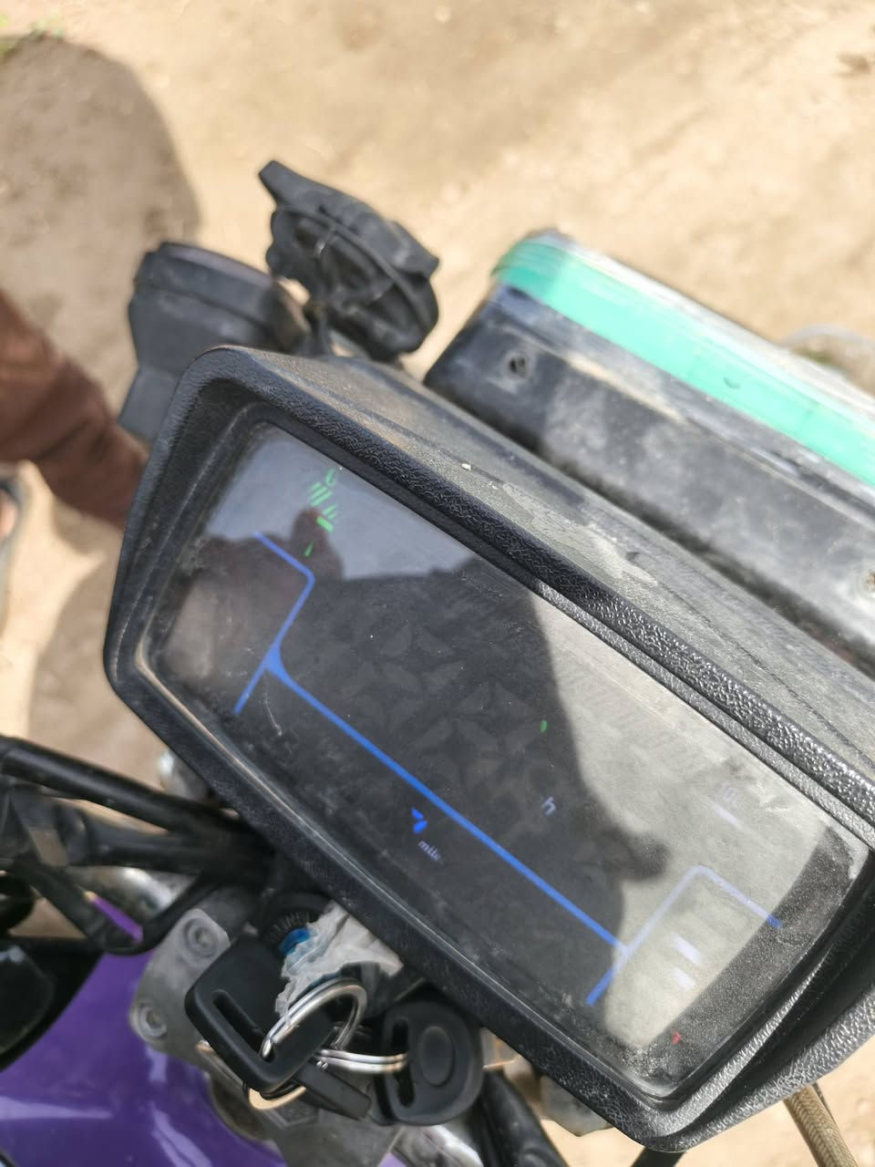 سلام عليكم دراجه يراني للبيع موديل 2024 دراجه كامله اوراق موجوده مكاني ابوغريب رقم ***********/***********
