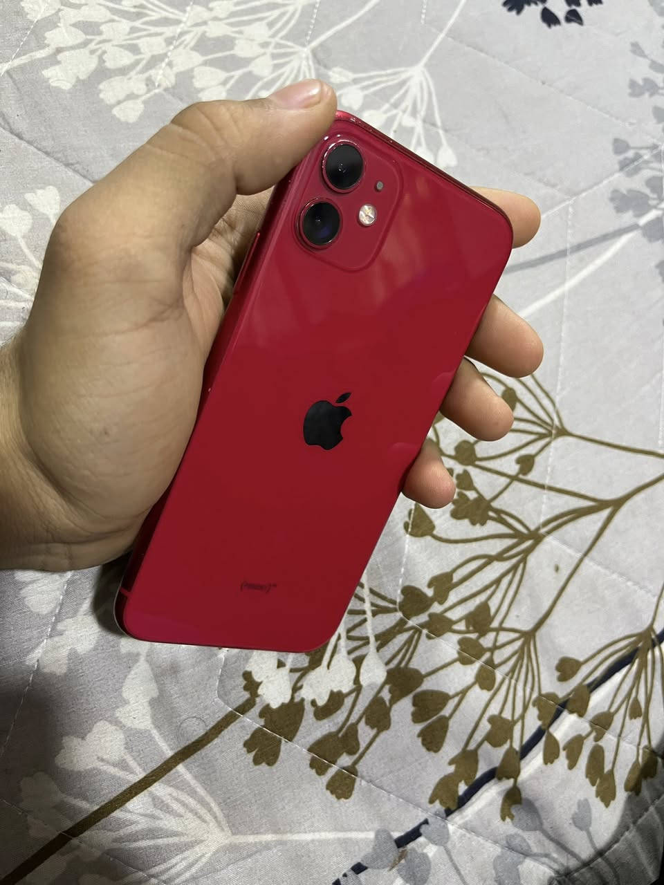 السلام ؏ـليكم
iPhone 11 عادي 
مواصفات الجهاز:
ذاكرة: 128
بطارية: 81
لون: احمر مميز ❤️
نموذج: M
النضاف: 95%

الجهاز وكالة مامبدل بي ايشي فقط فيس ايدي واكف كلشي شغال نضيف الى درجه
 
سعر الجهاز: 280 وبي مجال 
مكاني: ديالى بعقوبة 
توصيل موجود الى جميع محافظات العراق


**إذا كنت صاحب هذا الإعلان وتريد حذفه لأي سبب، رجاءا أرسل رسالة إلى الدعم الفني**