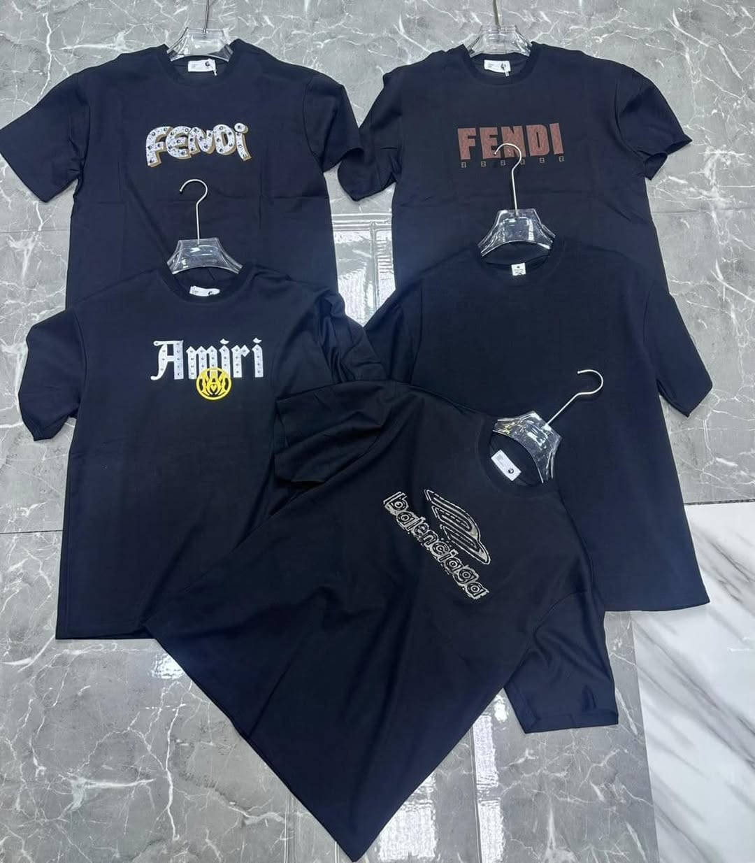 بدي رجالي صيني خامه درجه اولى 
القياس 
L/3xl
الدرزن 12قطعه ب//٩٧
٣ موديلات


**إذا كنت صاحب هذا الإعلان وتريد حذفه لأي سبب، رجاءا أرسل رسالة إلى الدعم الفني**