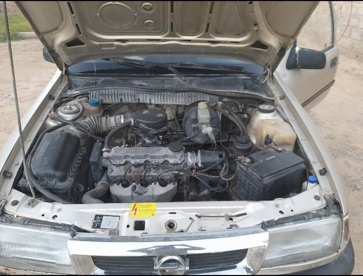 السلام عليكم للبيع اوبل فكترا 16 رقم نينوى الماني شرط الوكالة ماندل راعيها سيارة جاهزة محرك كير شرط صدر كهربائيات توايرشرط بدون خياس وضع شركة تدفئة 🔥 سيارة مال جناي السعر 33 وبيها مجال التصال ***********
