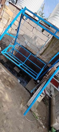 مرجوحة حديد • نضيفة • الحامية