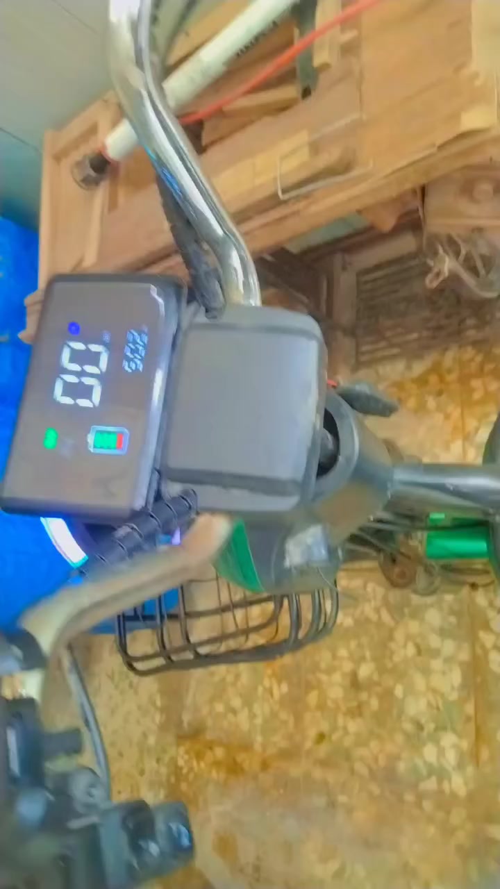 ماطور كوريا موديل 24 حجم الكبير 1200w 💡
لون زيتوني 💚
اشارات شغال ✅/ بصمه عن بعد+سويج +بصمه كارت 🔥/ 5 بطاريات  / سرعته تقرا 85 حقيقي 60✅/الهورن مايشتغل يتبدل اغلى شي 5 الاف / ماشي بي تقريبا 500 كليو متر / سعر 450 وبي مجال قليل 🔥/مكاني موصل حي عربي 📍
/ اي استفسار خاص او على رقم  ☎️//     ***********1
