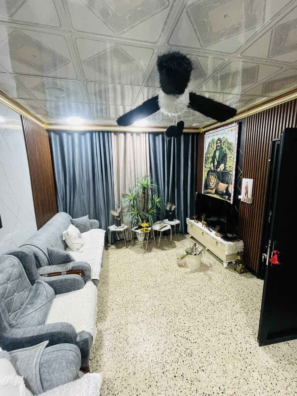 مجمع القادسيه🏢
#للبيع _فقط

طابق ثالث🏡

٣غرررف نوم + قرب مدرسه الامام علي

نضافته 💯

تفاصيل خاص➡️

📞📱***********

📞📱0777343343
