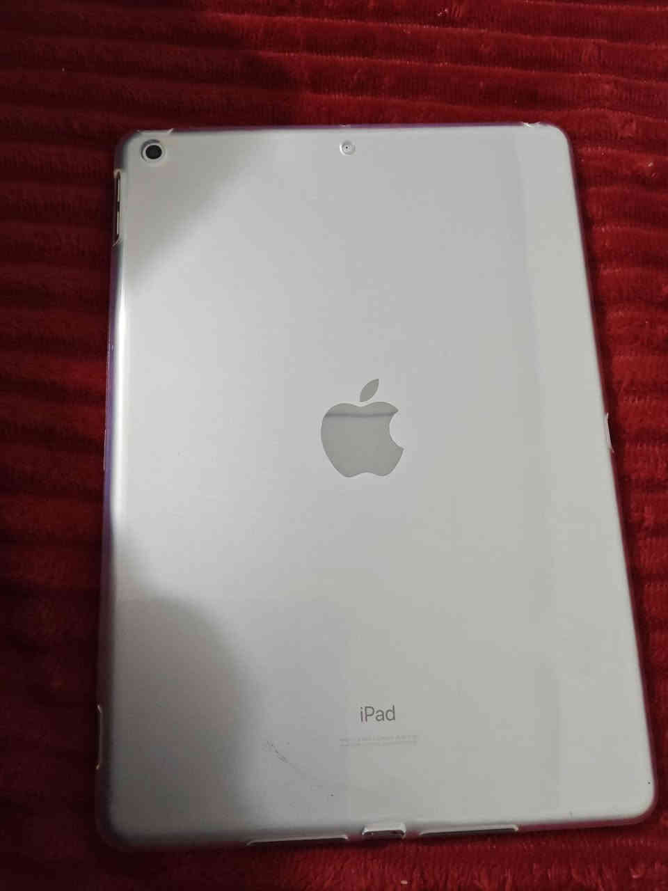 ايباد تسعه ذاكره 64 بطاريه 92 كفاله عامه شخط مابي ملحقات كامله والسعر 260  قفل ايباد جديد عل فحص مكاني ديوانيه ***********
