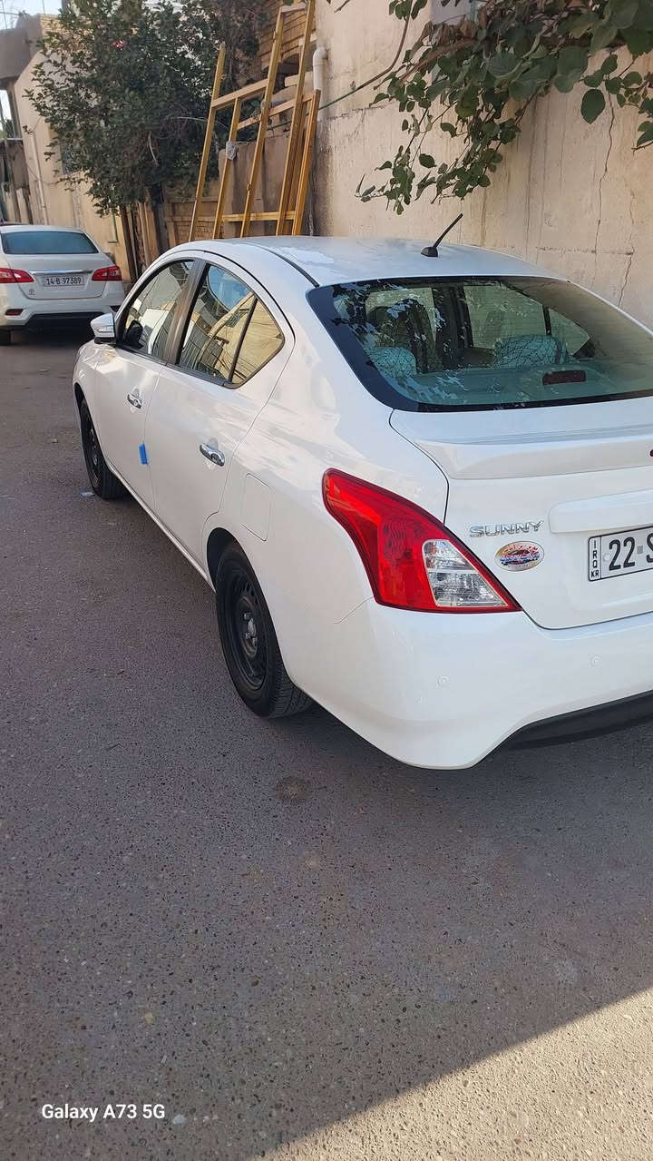 نيسان صني مصري موديل 2025
عداد المسافة 11 الف قابل للزيادة
السيارة نظيفة جداً
الضرر طخة بسيطة بالدعامية
السعر ١٢٥ 
الرقم ***********
