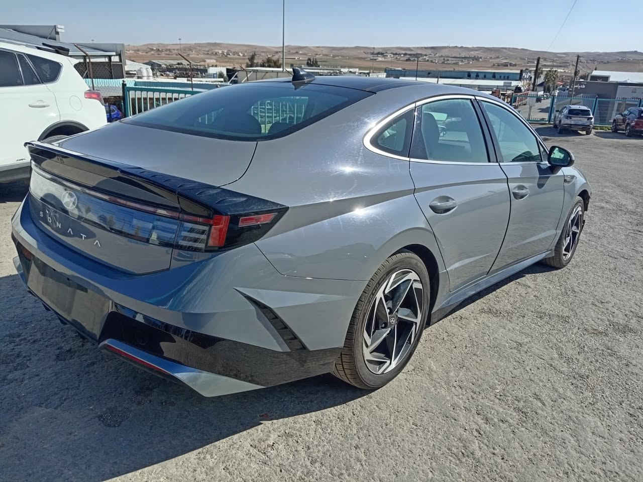 سلام عليكم🌹🌹🌹.                        نوع السيارة /هونداي سوناتا.🌹🌹❤️.                    الموديل/ 2024🌹🌹🌹.             المواصفات بنوراما / فول🌹.                                                                               السيارة موجودة في المنطقة الحرة الاردن.                                                                السيارة تدخل على كتاب شهداء  او كمرك.                                          رقم الهاتف / ***********/ اتصال او واتساب.                       .                                 🌹🌹🌹❤️❤️🌹🌹❤️❤️🌹🌹❤️❤️🌹🌹
