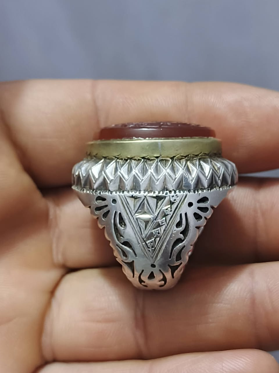 قطعه ثكيله يمانيه للبيع سعر خاص
***********1بغداد الشعب
