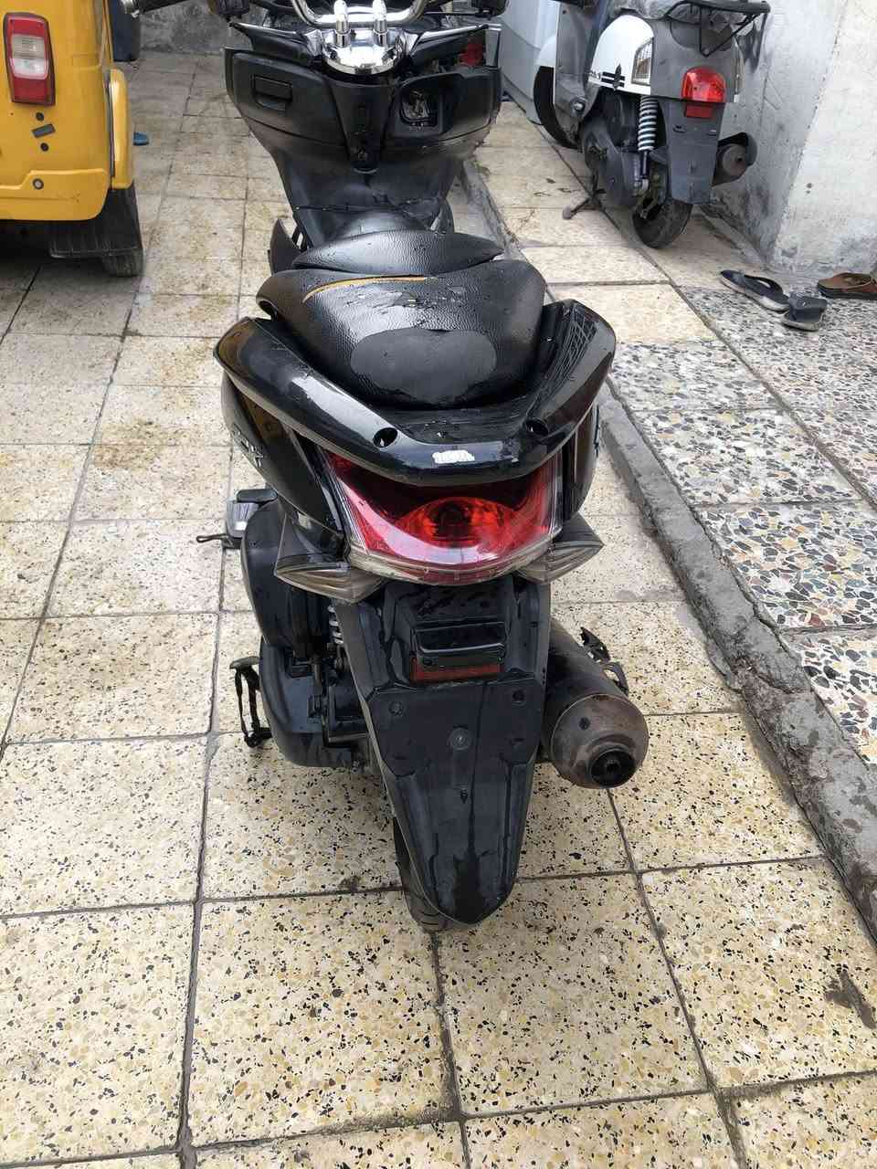 للبيع كوم حديد حمل وتروح غراضها موجوده السعر ٦٠٠ بغداد م الصدر الحبيبية ***********
