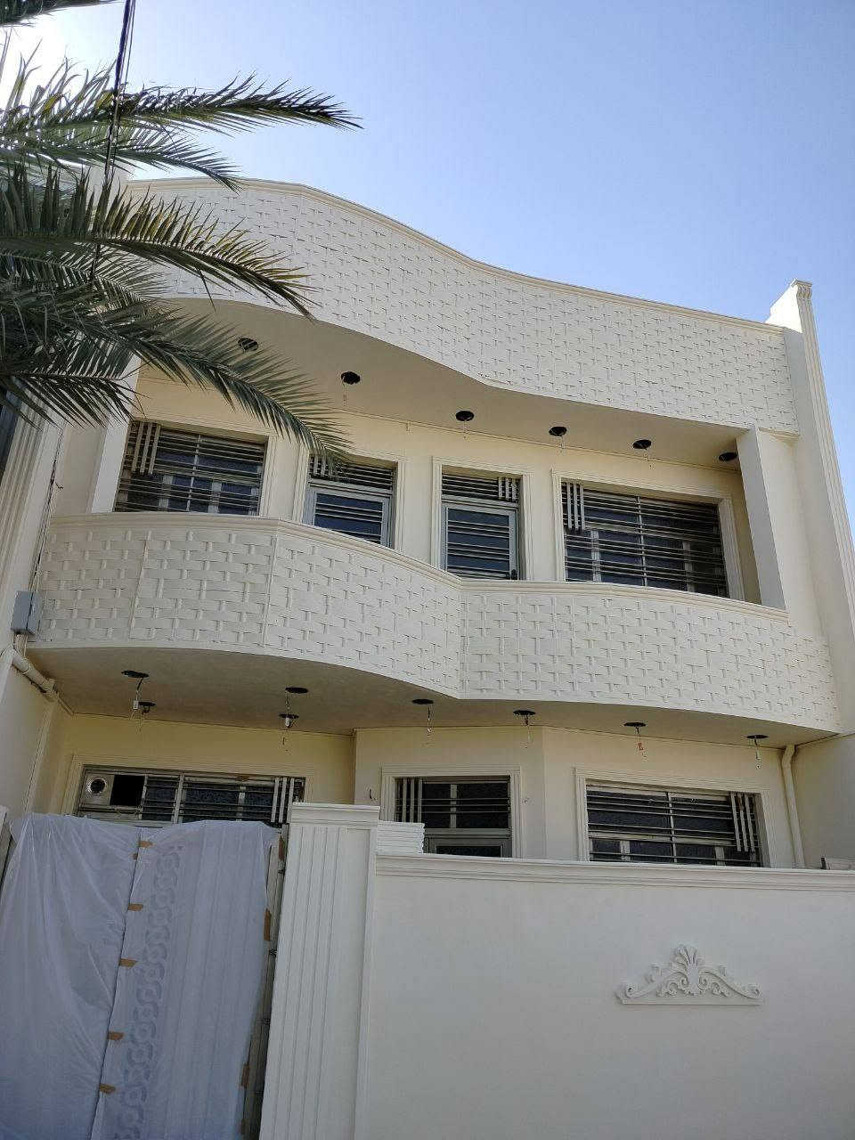 سلام عليكم صباغ متفرغ شغل درجه اولى قطعي او يومي مكاني بغداد الكاظميه ***********
