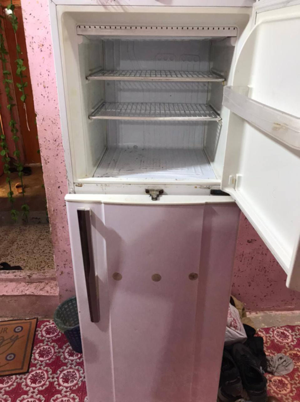 سلام عليكم مستعجل بيع ثلاجه گرافت السعر 250 الف وبيهه مجال من بغداد الزعفرانيه


**إذا كنت صاحب هذا الإعلان وتريد حذفه لأي سبب، رجاءا أرسل رسالة إلى الدعم الفني**