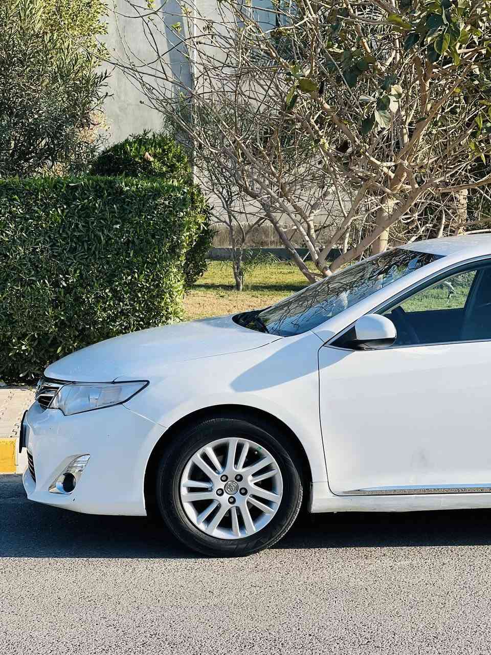 سلام عليكم كامري خليجي 2013 بيها صبغ بنيد بدون داخل وباب خلفي مبدل بلادي والباقي كفاله عامه سياره جديده ومتحتاج اي مصرف محرك بلادي كير بلادي شرط 
صدر جديد تخم تاير جديد 
سياره بلاديه ومتحتاج اي مصرف وبعد احلا من الصور 
هزه جديده وسنويه لل 2030 يله تنتهي 
مكاني تكريت القادسيه 
السعر 135 ومجال بسيط 
للستفسار 
***********
