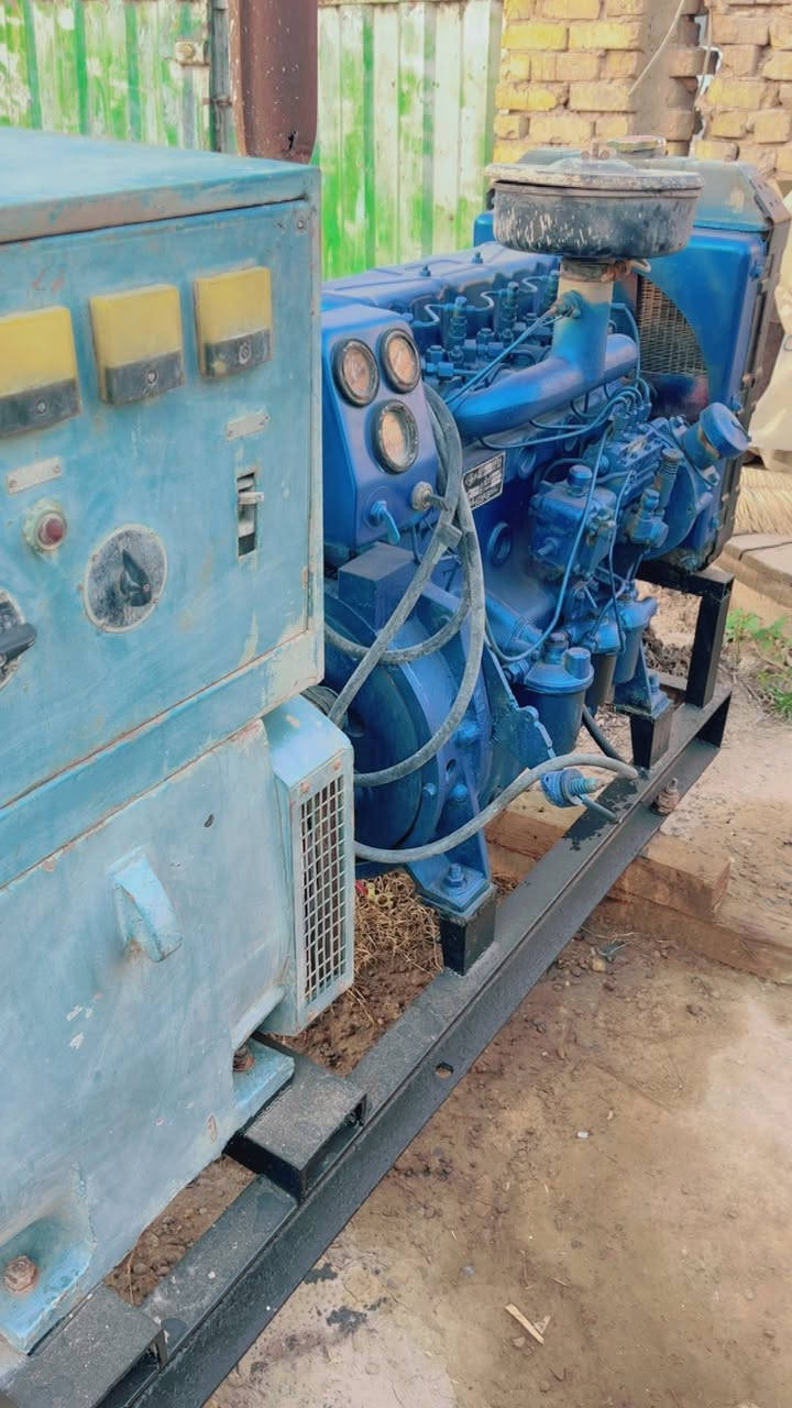 سلام عليكم للبيع مولد مامفتوح برغي بي بلاد سعة التوليد 37.5 kv انكليزي /اي استفسار الاتصال عل ***********
