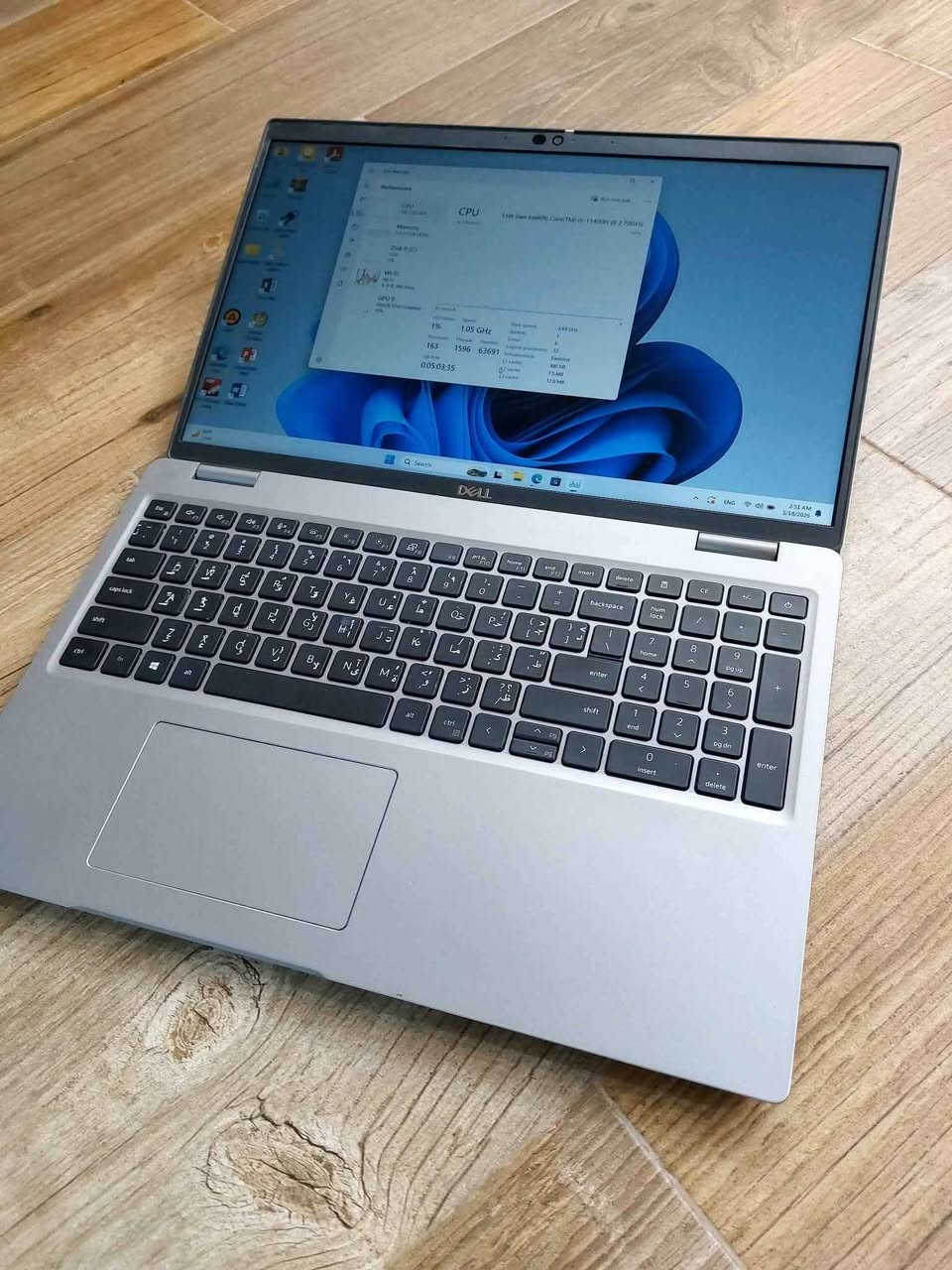 لابتوب سلم خفيف حديث معالج قوي وجيل عالي DELL 5421 Ci7 جيل حادي عشر نظافة عاليه جدا شاشة لمس
. 
 السعر 425 الف  مع التوصيل

. 
 النظافة شرط اخو الجديد وعل الفحص وين تريد
مناسب للدراسة والبرامج المكتبية والطباعة والتصفح والامن السيبراني وغيرها من البرامج 
……………………

 المعالج Core i7-11th جيل 11
شاشة لمس 
 نوع المعالج H 
 ذاكرة الوصول العشوائي (الرام) 8GB 
 التخزين( الهارد) SSD 256GB 
 مقاس شاشة 14 انج دقة عالية 
 منفذ HDMI & TYPE C 
شاحنة Type c 
 كيبورد  عربي انكليزي
الرام والهارد قابل للتطوير 
………………………………… بغداد, العراق


**إذا كنت صاحب هذا الإعلان وتريد حذفه لأي سبب، رجاءا أرسل رسالة إلى الدعم الفني**
