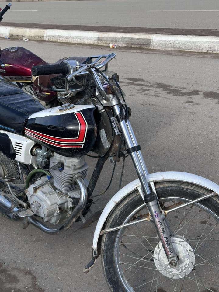 دراجه للبيع محرك استندر قوي
***********
