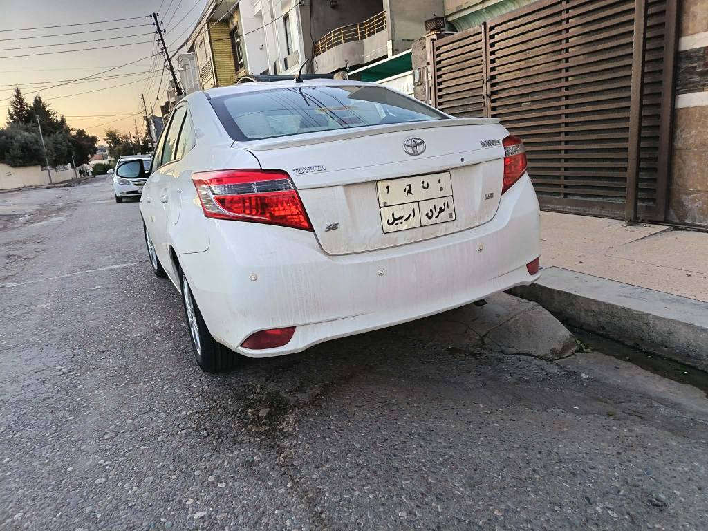 یارس 2014 مەکینەگەورە تۆماتیک
سەنەوی نویێە بەناو خۆمە 
چوارپارچە و دوو پەڵەی بۆیاغە بەبێ ناوگرتن 
تایەو پاتری نوێیە یەک دینار مەسرف نیە
لەهەولێرم *********** أربيل, العراق
