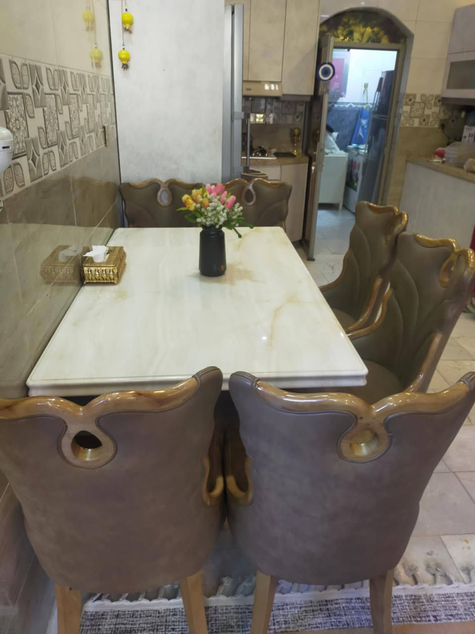ميز مرمري للبيع 150*90سم
مع 6كراسي جلد السعر 750 وبي مجال للشراي خاص


**إذا كنت صاحب هذا الإعلان وتريد حذفه لأي سبب، رجاءا أرسل رسالة إلى الدعم الفني**