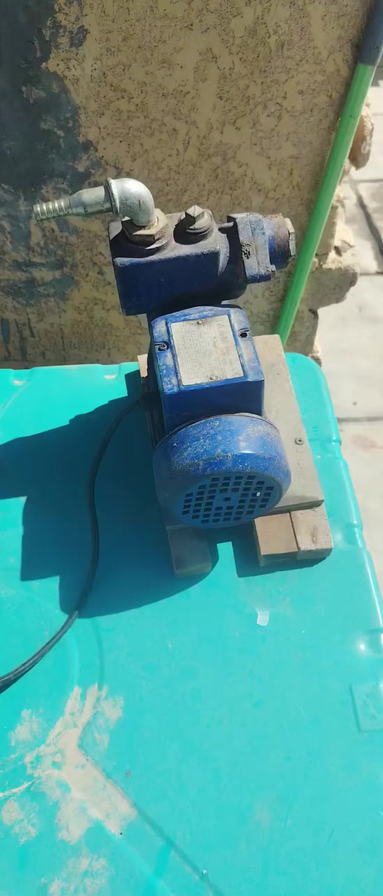 ماطورات ماي شرط شغاله للبيع مع وفن كهربائي سعر
ماطور على ١٥ الف
وفن ب٢٥
وتساب ***********
