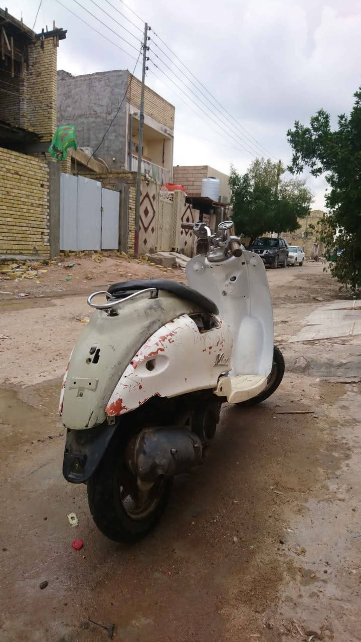 دراجه عبد الحليم
نضيفه شلعه ومعدل مكينه ما ادري بيه مفتوحه او لا
ضفيره نضيفه شد ايدي دراجه ما عوزها شي شغاله تجي تشغل وتمشي كابريته مال تفصيخ اصلي البارحه شديتها عمارة, ميسان


**إذا كنت صاحب هذا الإعلان وتريد حذفه لأي سبب، رجاءا أرسل رسالة إلى الدعم الفني**