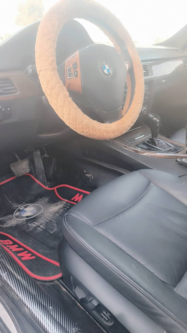 صبغ عام نقصها بس الحداديه لاستفسار التواصل ع الرقم *********** للعلم سعرها 90
