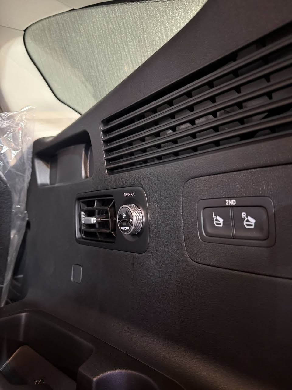 كيا سورنتو ضمان 5 سنوات
فول موصفات 5 كمارت تقدم على الريموت 
***********
***********
