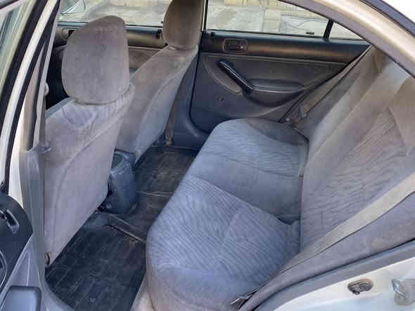 هوندا سيفك 2001 سياره جديده كير اوتو مكينه 1600 
تخم تاير جديد غرفتها جديده سياره مناقصها شي 
السعر ٣٥ مكاني بغداد الدوره 
***********
