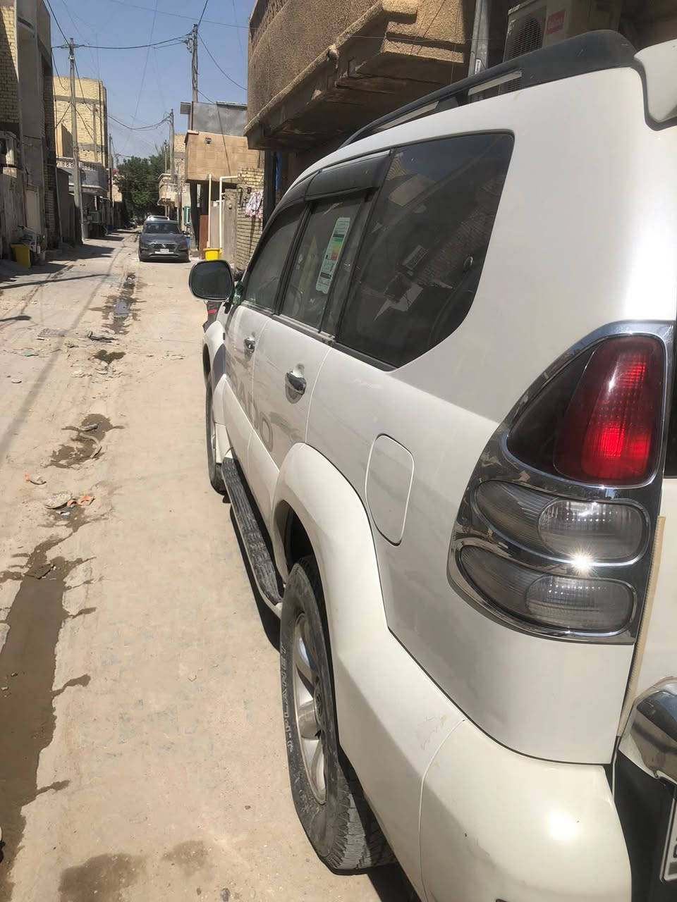 سلام عليكم البيع برادو خليجيه بدون صبغ موديل 2007 رقم بغداد جاهزه تبريد 3 قطع 7 راكب فتحه سقف دبل اسبير عنوان السياره بغداد كاظميه مرواس هم ميخالف حسب القناعه ***********
