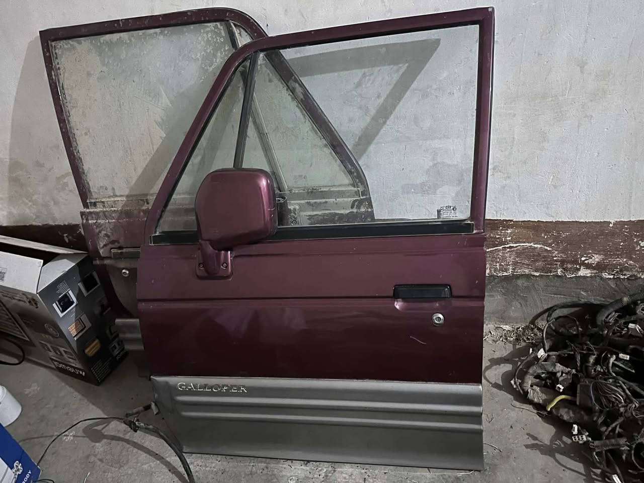 بيبان كالوبر بلادي زوج مع بنيد مع لايتات مع بك لايت مع دشبول مع اكسل مع كشنات مع باب خلفي مع جاملغات امامي وخلفي قطع كامله مجوده للبيع نضيفات شرط جديد السيارة موديل 2003


**إذا كنت صاحب هذا الإعلان وتريد حذفه لأي سبب، رجاءا أرسل رسالة إلى الدعم الفني**