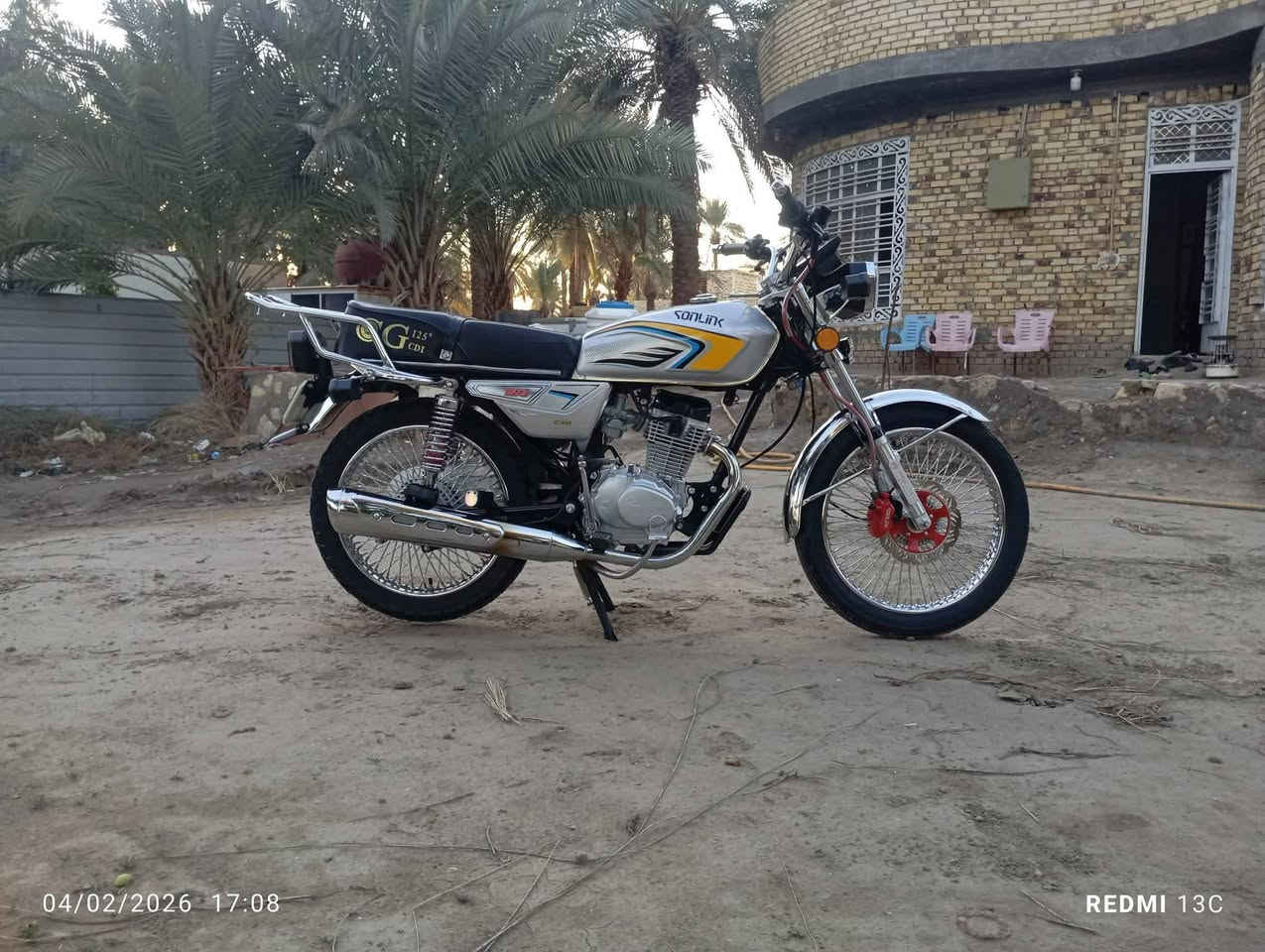 للبيع سونك خمسه كير اوراق صارله 3من طالعه مكفول من كلشي السعر 800وبيه ومجال متواجد  ***********
