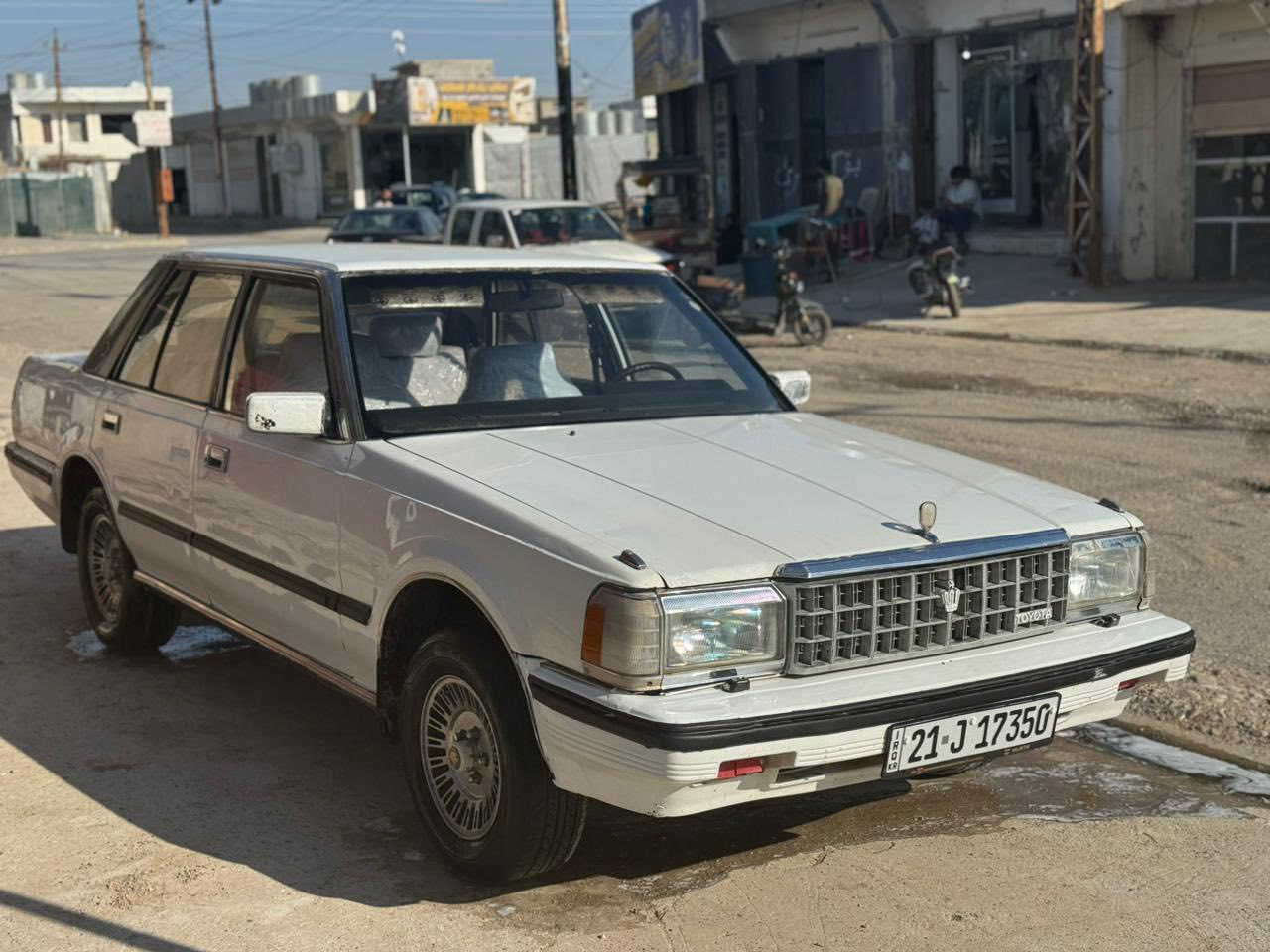 سلام عليكم سوبر موديل1985 للبيع سنوية فحص هزه جديد لحد 2031 شرط تحويل كير اوتماتيك محرك وينجي 
سعر43 بيمجال مكان كركوك
***********
***********
***********
