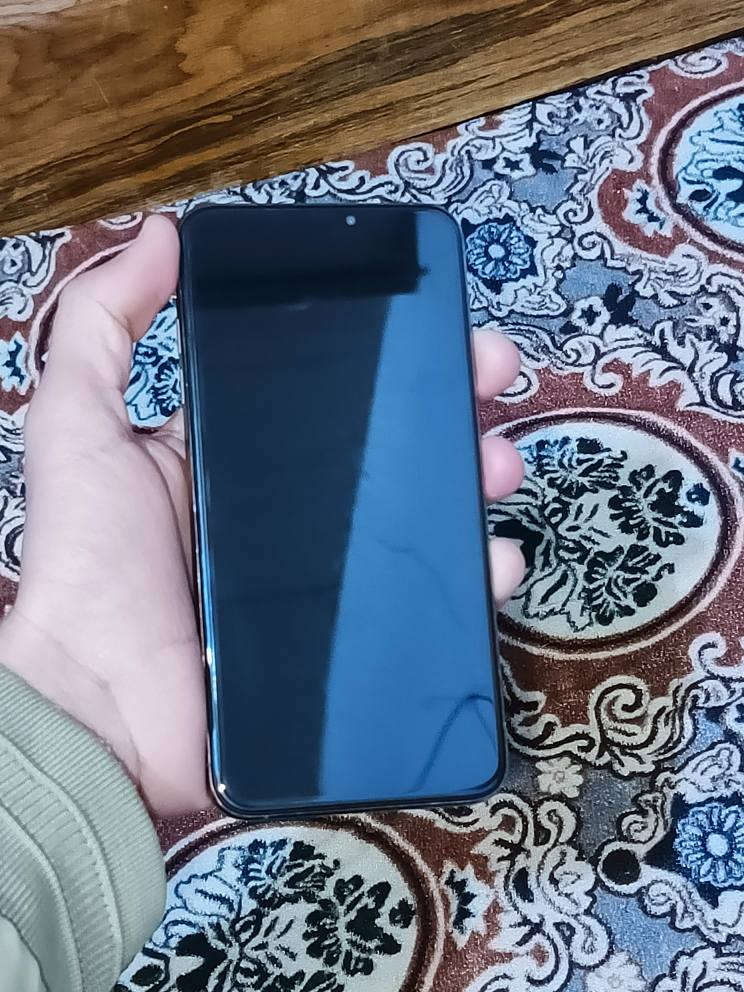 (اعادة النشر بسبب الوعود الكاذبه) 
السلام عليكم اكس ماكس للبيع
مبدل فقط بطاريه 97
جهاز نضيف حيل
وفيس ايدي متوقف 
ذاكره 256
السعر 180
ويرهم مراوس بحهاز
هـ***********
