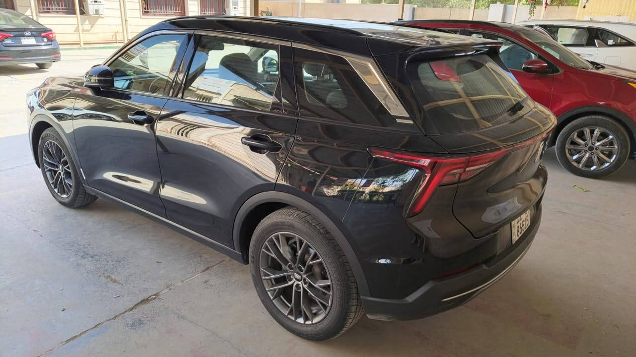 بيستون موديل ٢٤   حره بسمي    ماشيه ٢٩ الف     وضع الشركه وستلام شركه   ( السعر داخل الشركه  ٢٥)))
مليون    اني ابيع مستعجل اخون   ابيعلك  ٢٣مليون    

بنراما
فور وريل 
كير مكينه  الماني   1500تيربو     

بعده بل ضمان لمده خمس سنوات  
  بيه اهوي مواصفات    السياره كفاله  مكاني بغداد  الكرخ

***********
