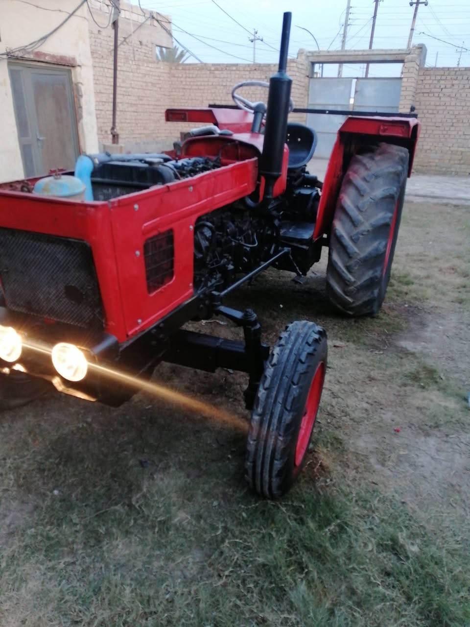 عنتر 89 للبيع كلشي بيها يشتغل وياها عربانه السعر 3 المكان ذي قار قضاء البطحاء
***********
