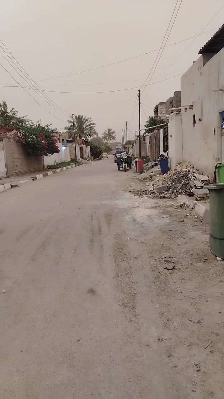 ياالله .دار للبيع في قضاء الهنديه حي الحسين (ام الهوى )شارع الباشا 125 طابو صرف موقع جيد غرفة نوم واستقبال وصاله ومطبخ وصحيات للاستفسار الاتصال على الرقم ***********
