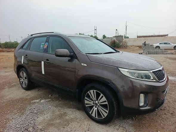 سلام عليكم كيا سورنتو خليجي موديل 2014/رقم بصره /محرك سته سلندر /سبعه راكب سيارة جاهزه من كلشي سنوية ل 28 تحويل مباشر سيارة مصبوغة عام أثر جراد /   سعر 130 وبيه مجال /عنوان ذي قار قضاء الرفاعي /***********
