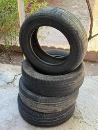 تخم تاير انتاج كوري مستعمل لكن نظيف للبيع ٣ حجم ١٥ واحد حجم ١٦ مكان بغ...