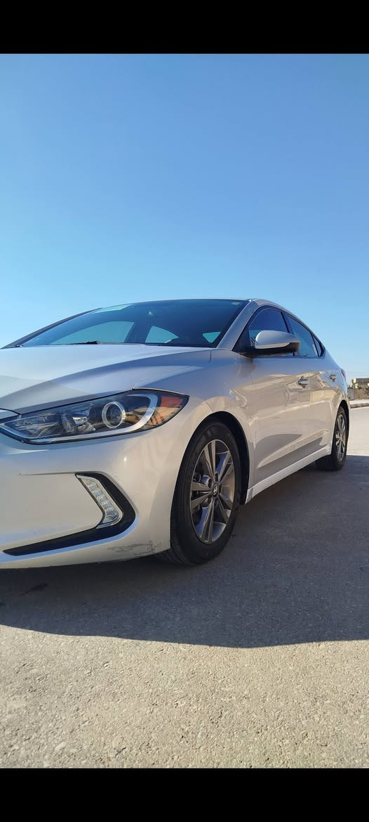 النترا 2017 كفاله عامه رقم ذي قار ماشية 80الف السياره موجوده بالناصريه مركز *********** السونار مرفق مع الصور السعر 130ابيع فقط ما اراوس
