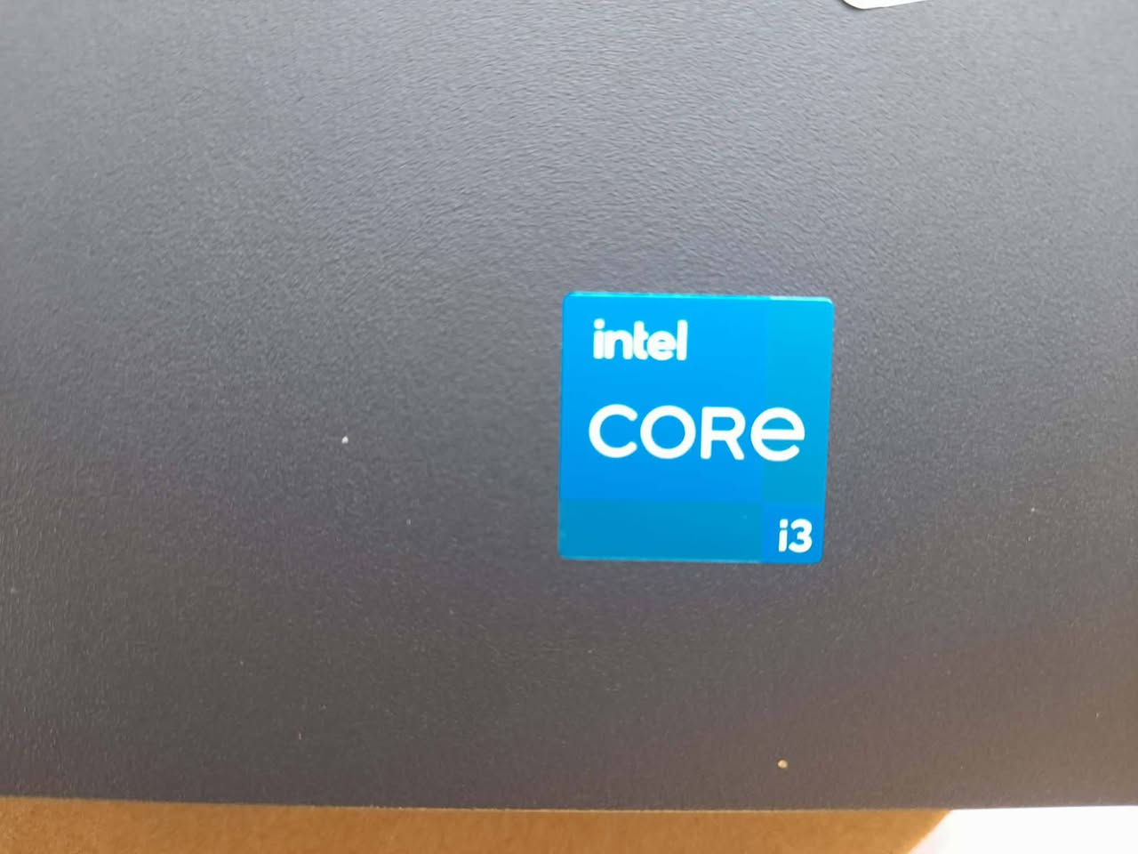 لابتوب للبيع نضافه فول ستخدام 10 ايام اليريده يدخل خاص او يخابر ***********
