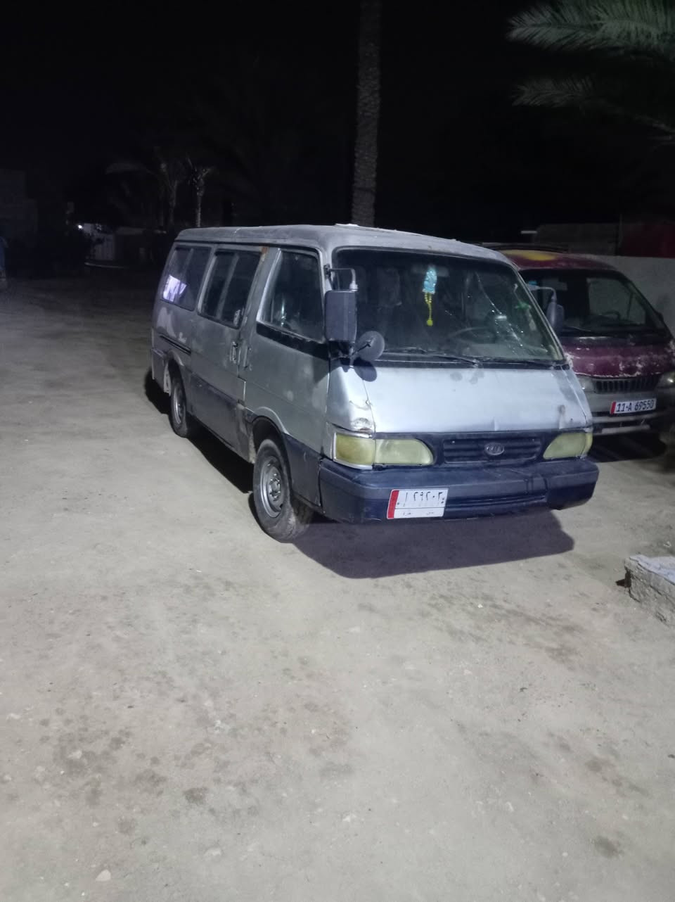 اسلام عليكم للبيع كيه بسته مويل ٩٣ رقم بابل رعيها موجود شرط الوكاله مكينه وكير واكسن كفاله حداديه تخم تاير جهاز مطلوبه هيه ٢٠٠ الف عل مشتري السعر ٢٥ وبيه مجال رقم الهاتف *********** مكاني حله
