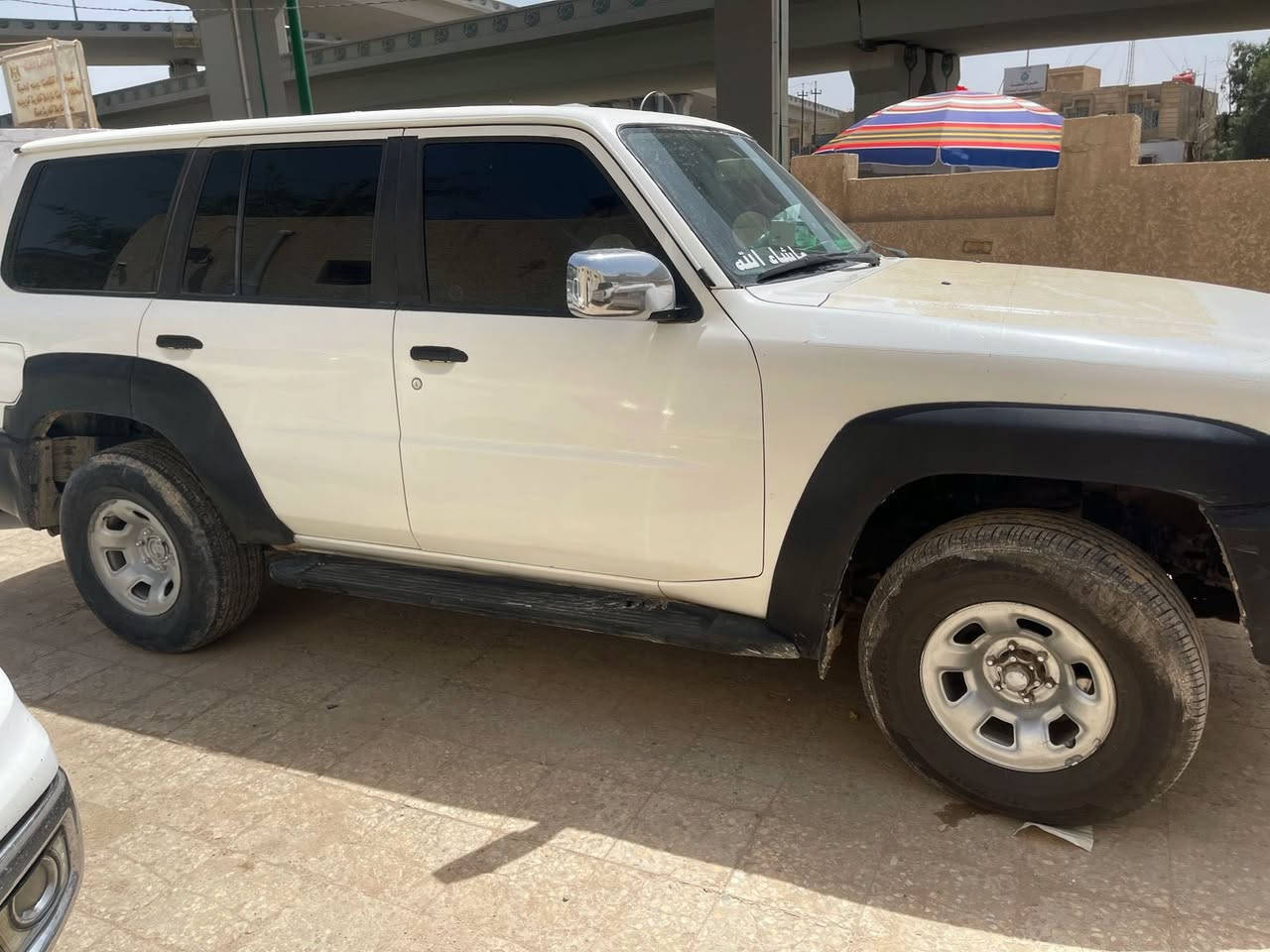 بترول  2008 للبيع مال مزاد نضيفه كلش دواخل وحداديه وتبريد ثلج  دفع رباعي كولشي شغال ع شرط محرك فقط الكير اوتو بيه تأخير بالبگ فقط الكير غير مكفول   سعر ٨٠ وبيه مجال قليل كلش  المكان المثنى  باقي تفاصيل الرقم من تتصل نتفاهم غير متواجد ع النت  رقم الموبايل ***********
