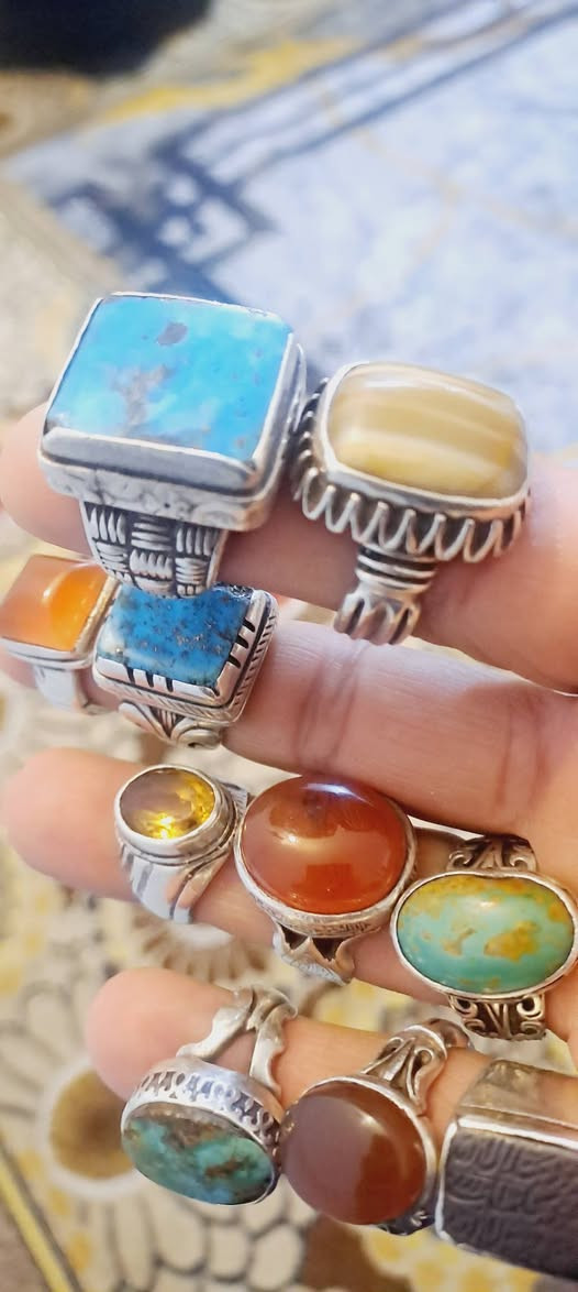 اخوان شلعه وحده احجار راقيه وصياغه ثقيله مابيع مفرد


**إذا كنت صاحب هذا الإعلان وتريد حذفه لأي سبب، رجاءا أرسل رسالة إلى الدعم الفني**