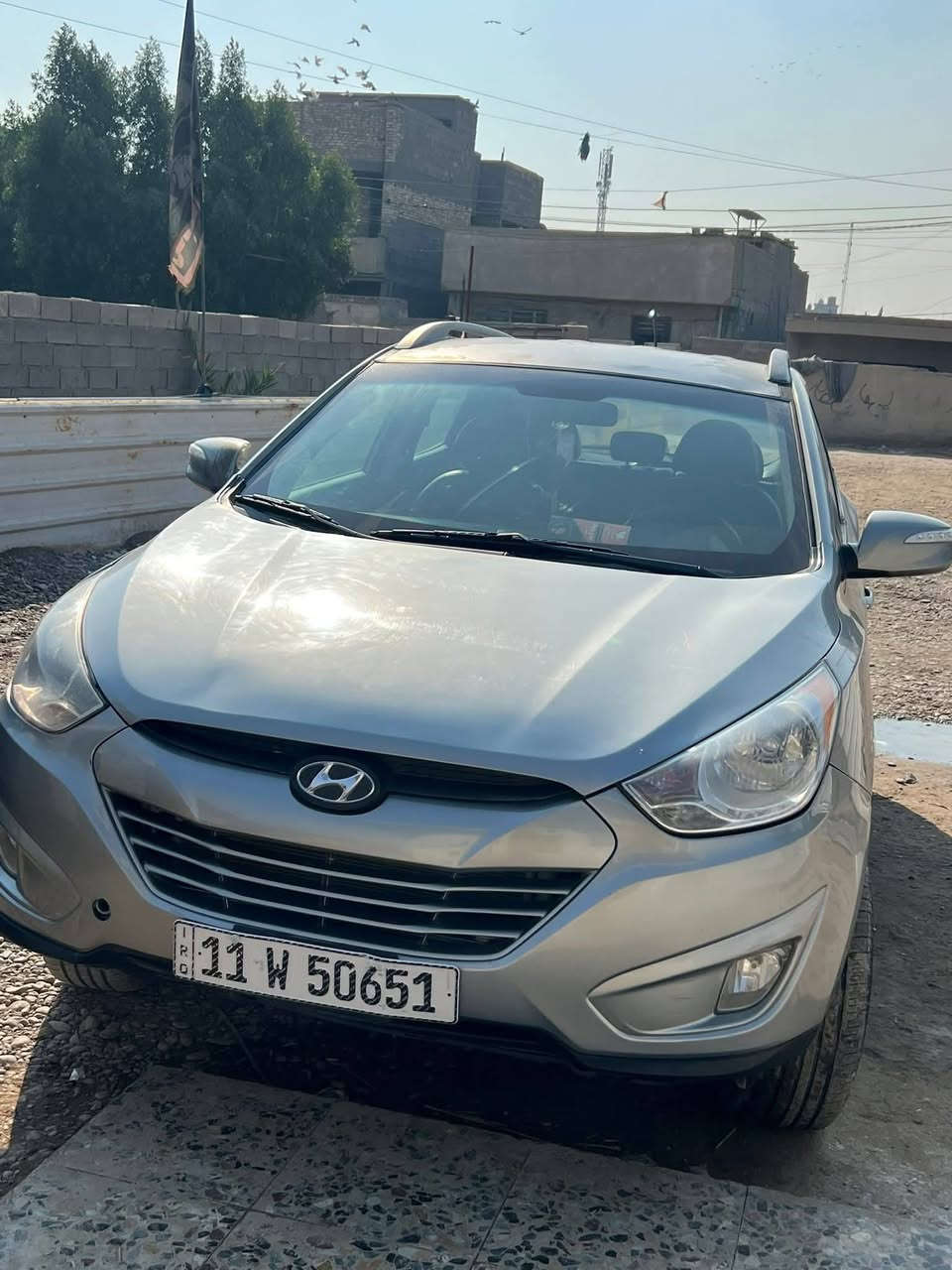 السلام عليكم توسان مديل ٢٠١٣ للبيع  وارد أمريكي
محرك مكفول من تبخير والتنقيص 
كير، مكفول 
ماشيه ١٢٣ ألف 
رقم نكليزي 
السياره كلير من أمريكا بل سونار 
أثر جراد بل قماره 
سياره خير من الله 
الداخل أسود 
السعر ١٢٠ بيها مجال قليل 
مكاني بغداد مدينه الصدر 
حادثها جاملغ وبنيد بمريكا بدون دواخل بدون شواصي 
فقط الغد الأيمن قليل منه بلا كص فقط تعديل 
***********
