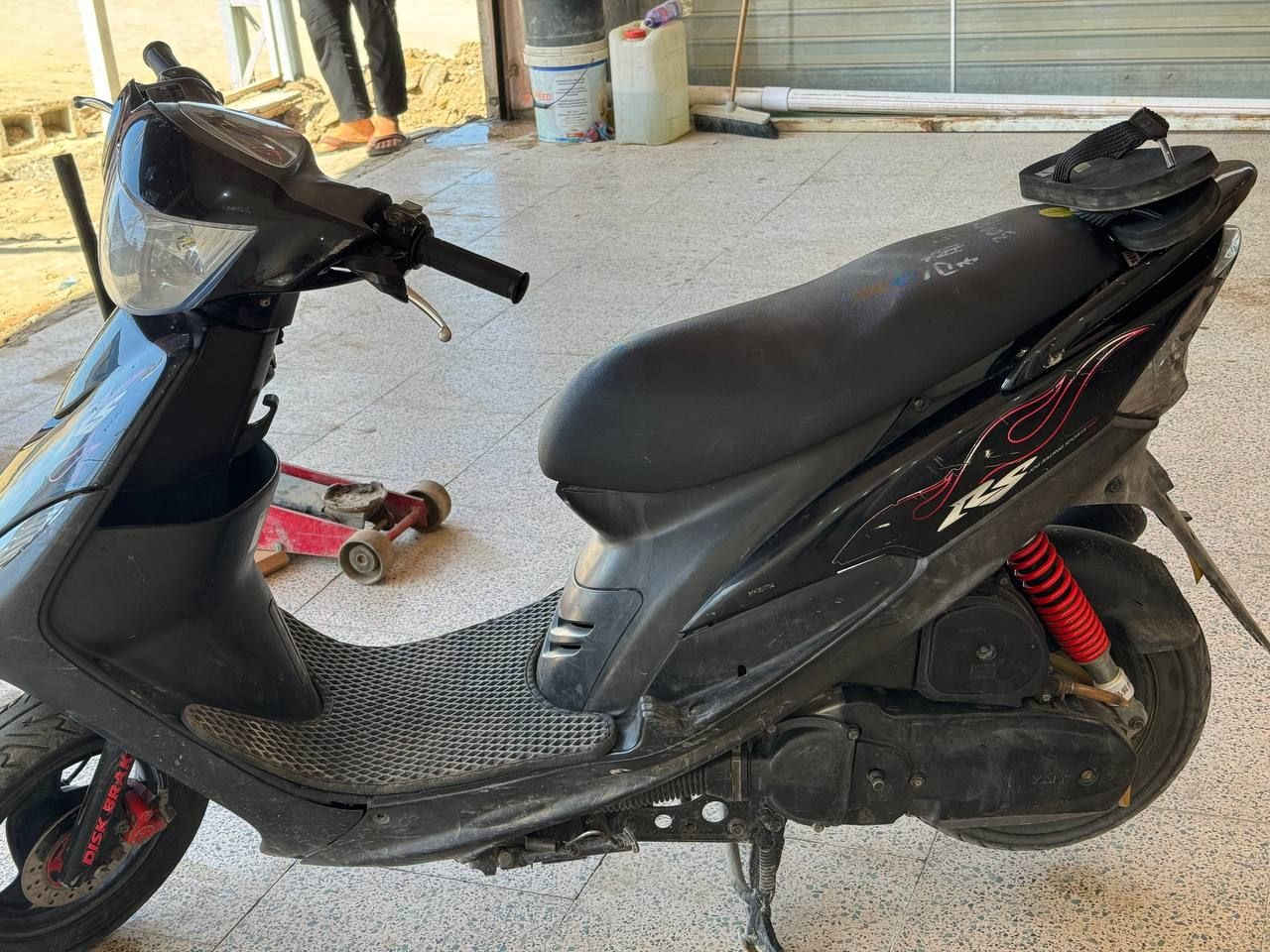 للبيع بسعر مناسبب الرقم ***********
